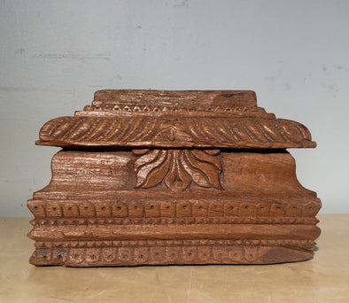 Vintage Carved Wood Architectural Salvage Base From India Perfect As Candle Stand Plant Stand Bookshelf Decor Garden Art 50 - 100+ Years Old