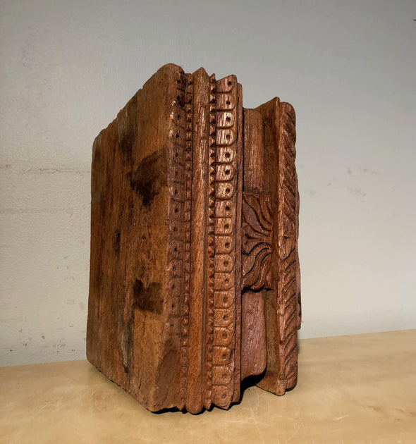 Vintage Carved Wood Architectural Salvage Base From India Perfect As Candle Stand Plant Stand Bookshelf Decor Garden Art 50 - 100+ Years Old
