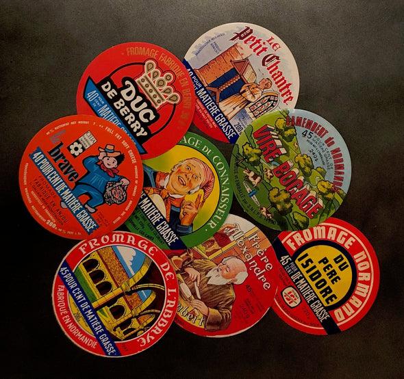 Lot of 5 French Camembert Cheese Labels Vintage 70s - 80s Etiquette Fromage, Francophile cheese lover, decoupage craft scrapbooking